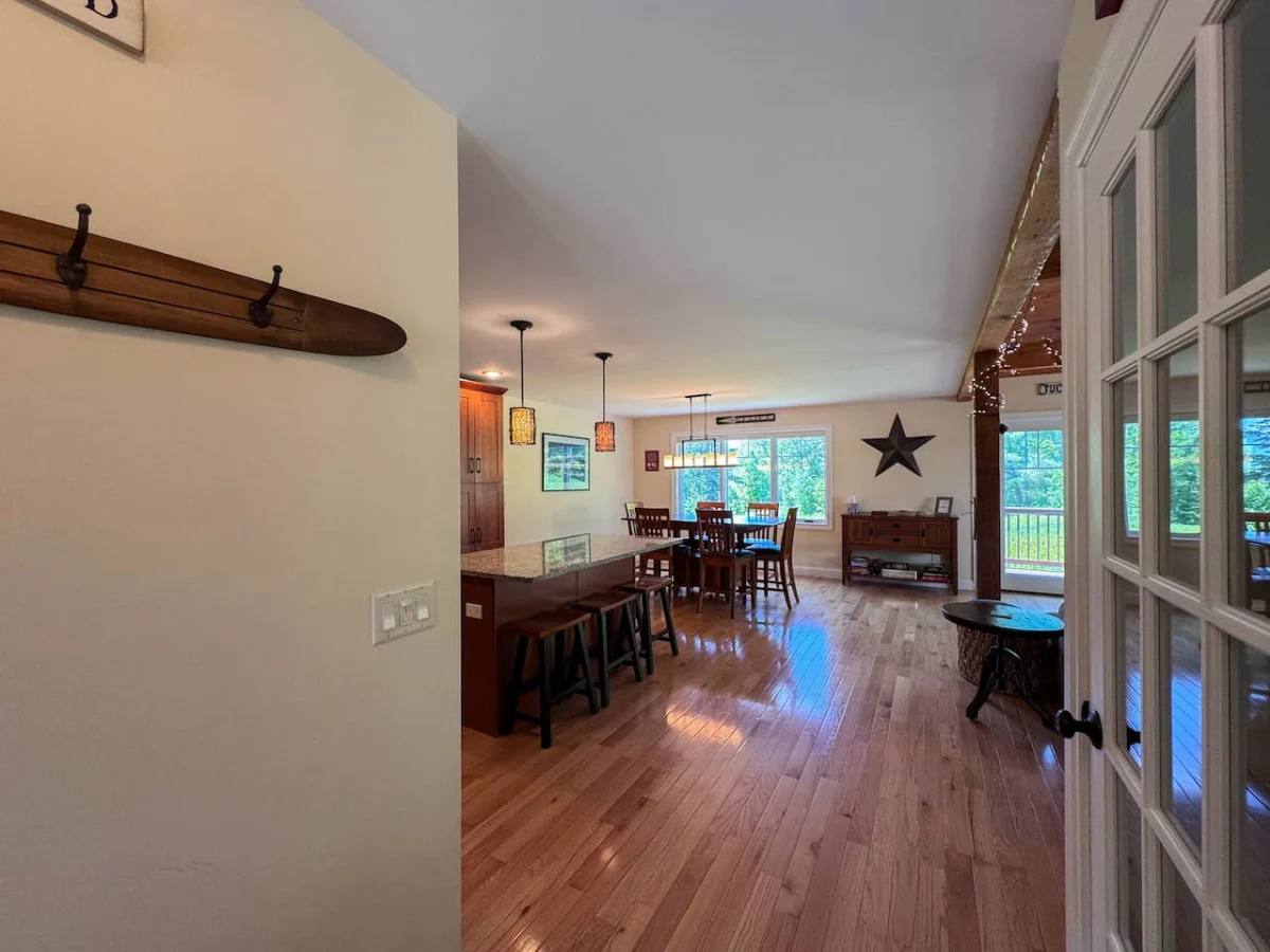 Black Mountain Ski in/out Home | Views + Hot tub! #56