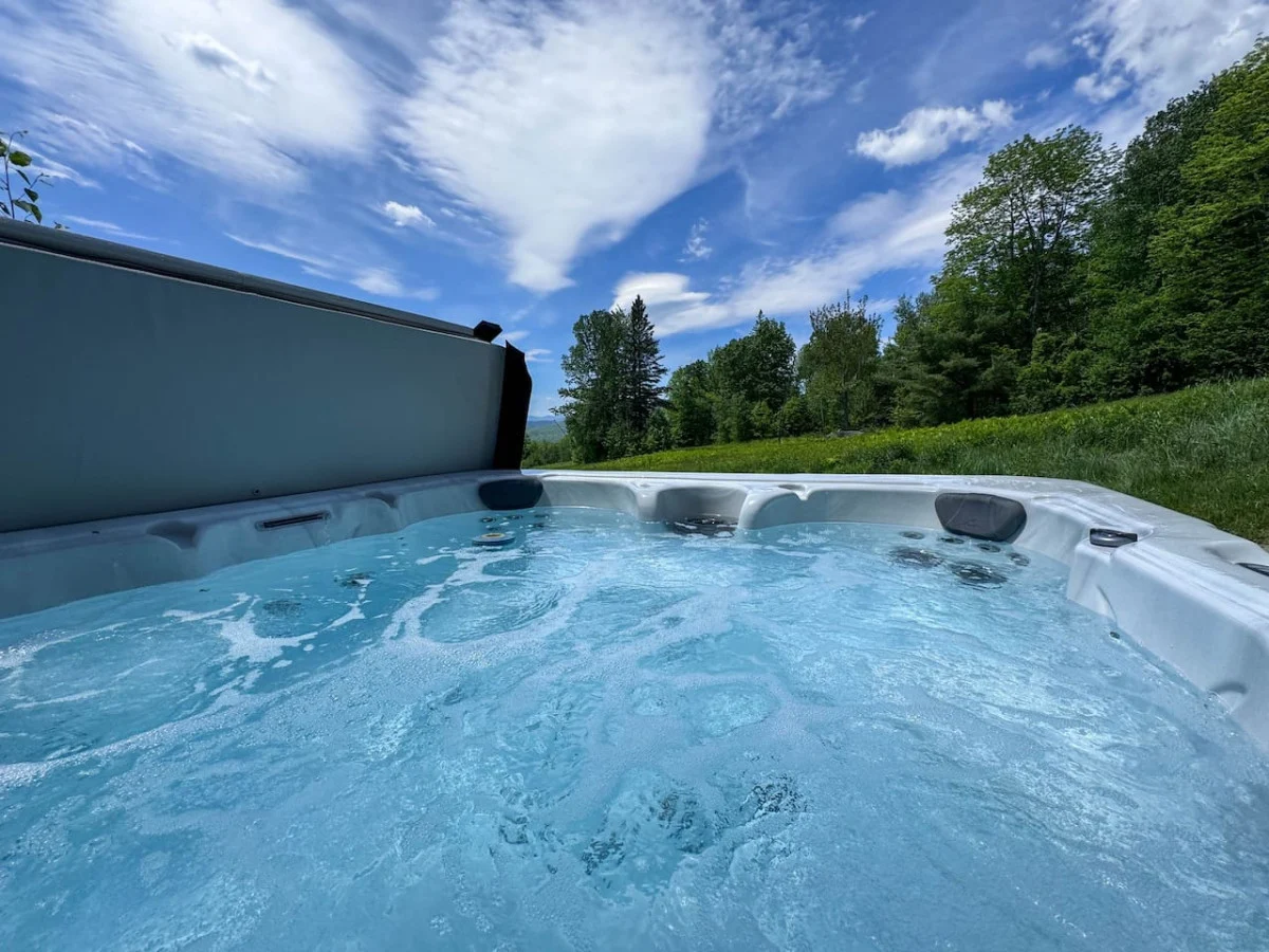Black Mountain Ski in/out Home | Views + Hot tub! #57