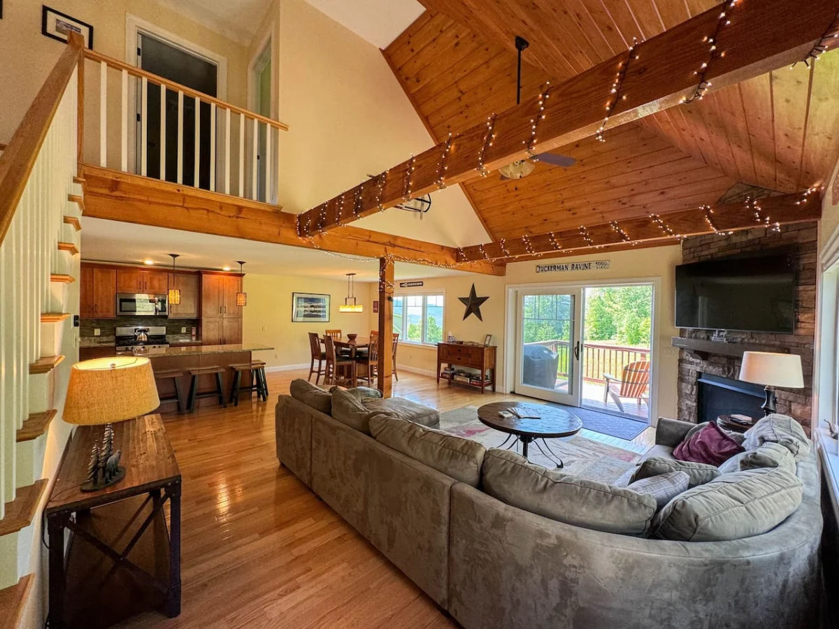 Black Mountain Ski in/out Home | Views + Hot tub! #55