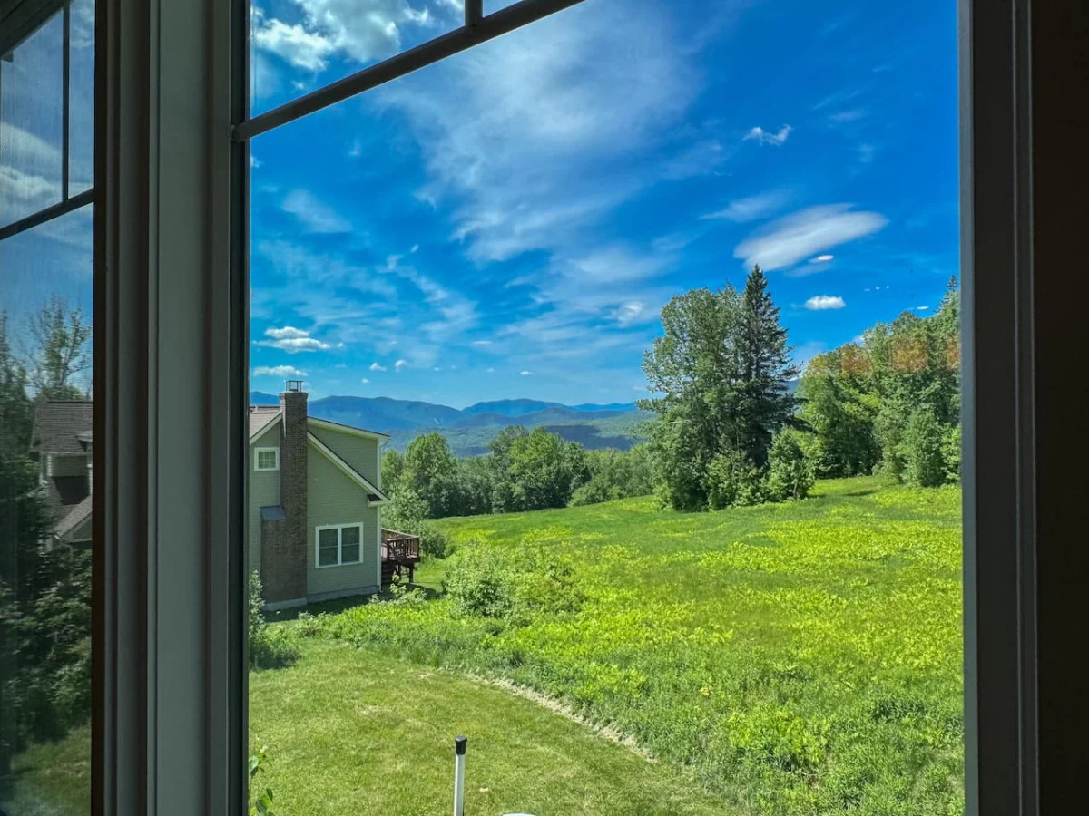 Black Mountain Ski in/out Home | Views + Hot tub! #27
