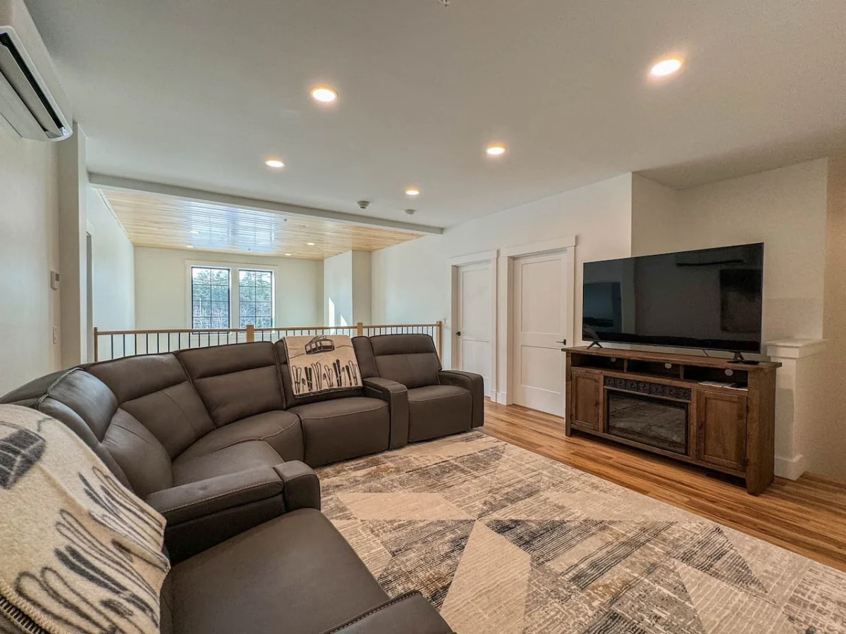 Cranmore | Brand New | 2-Story | Base of Mt | Pool #53