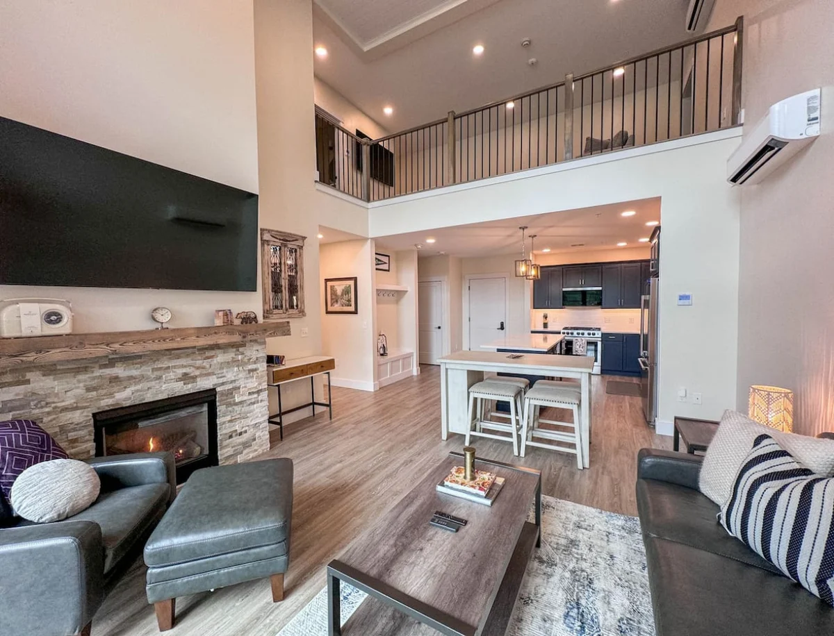 Cranmore Escape | Modern, Walk to Town, Pool! #42