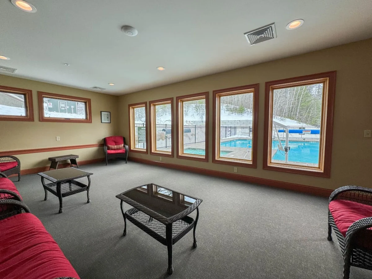 Cranmore Escape | Modern, Walk to Town, Pool! #38