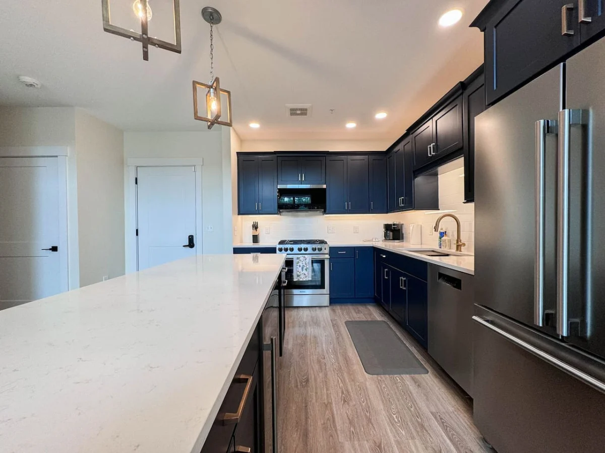 Cranmore Escape | Modern, Walk to Town, Pool! #60