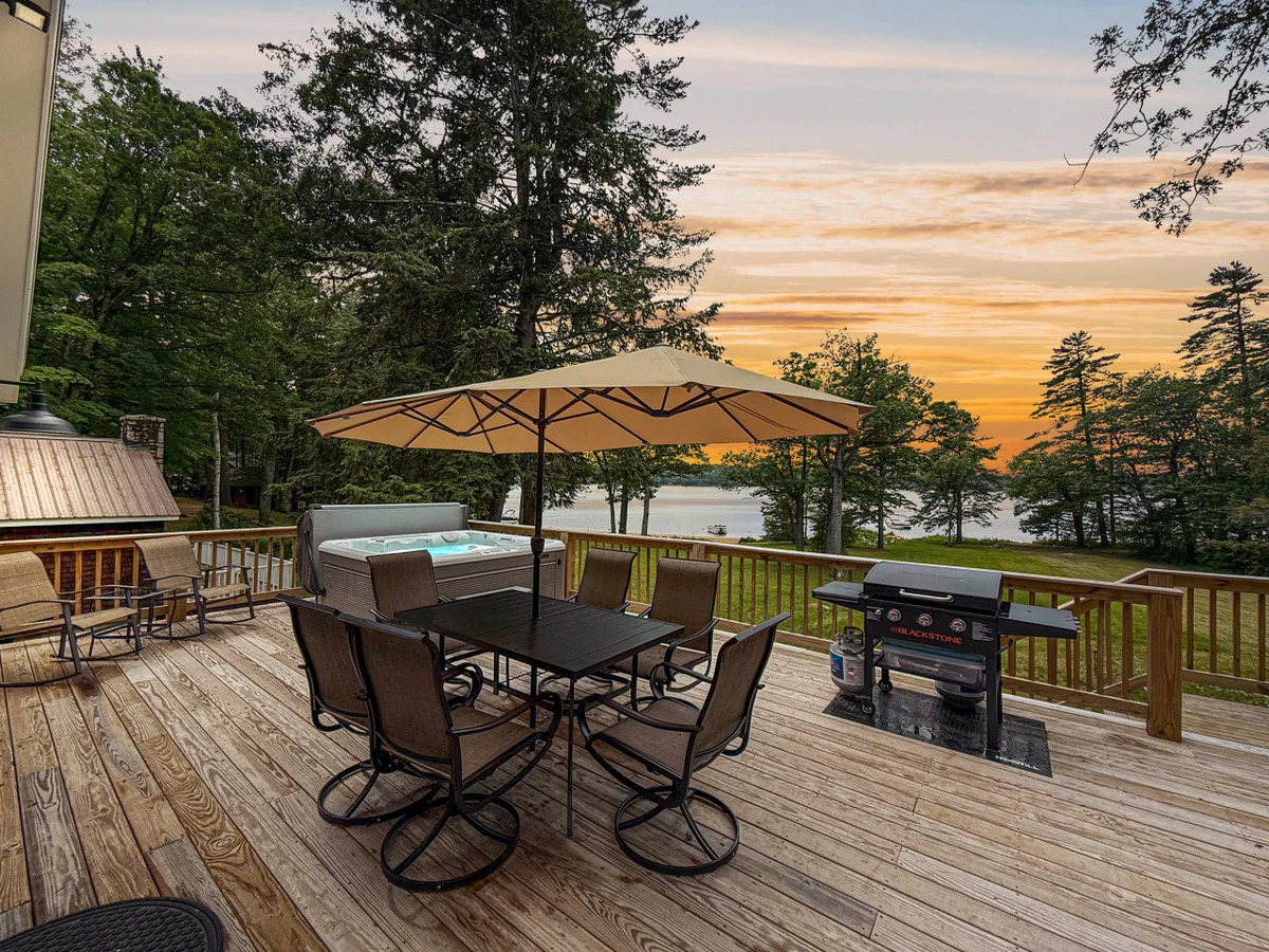 Dreamland | Luxe Waterfront Villa, Hot tub + Sauna #83