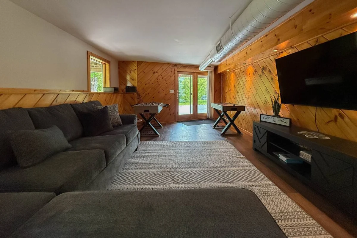 Highpoint Hideaway | Incredible Views on 5 Acres #16