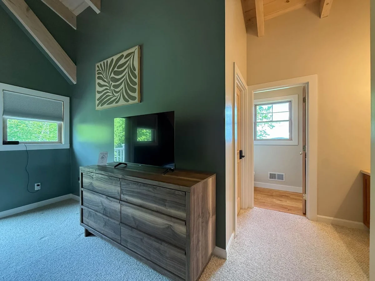 Highpoint Hideaway | Incredible Views on 5 Acres #33