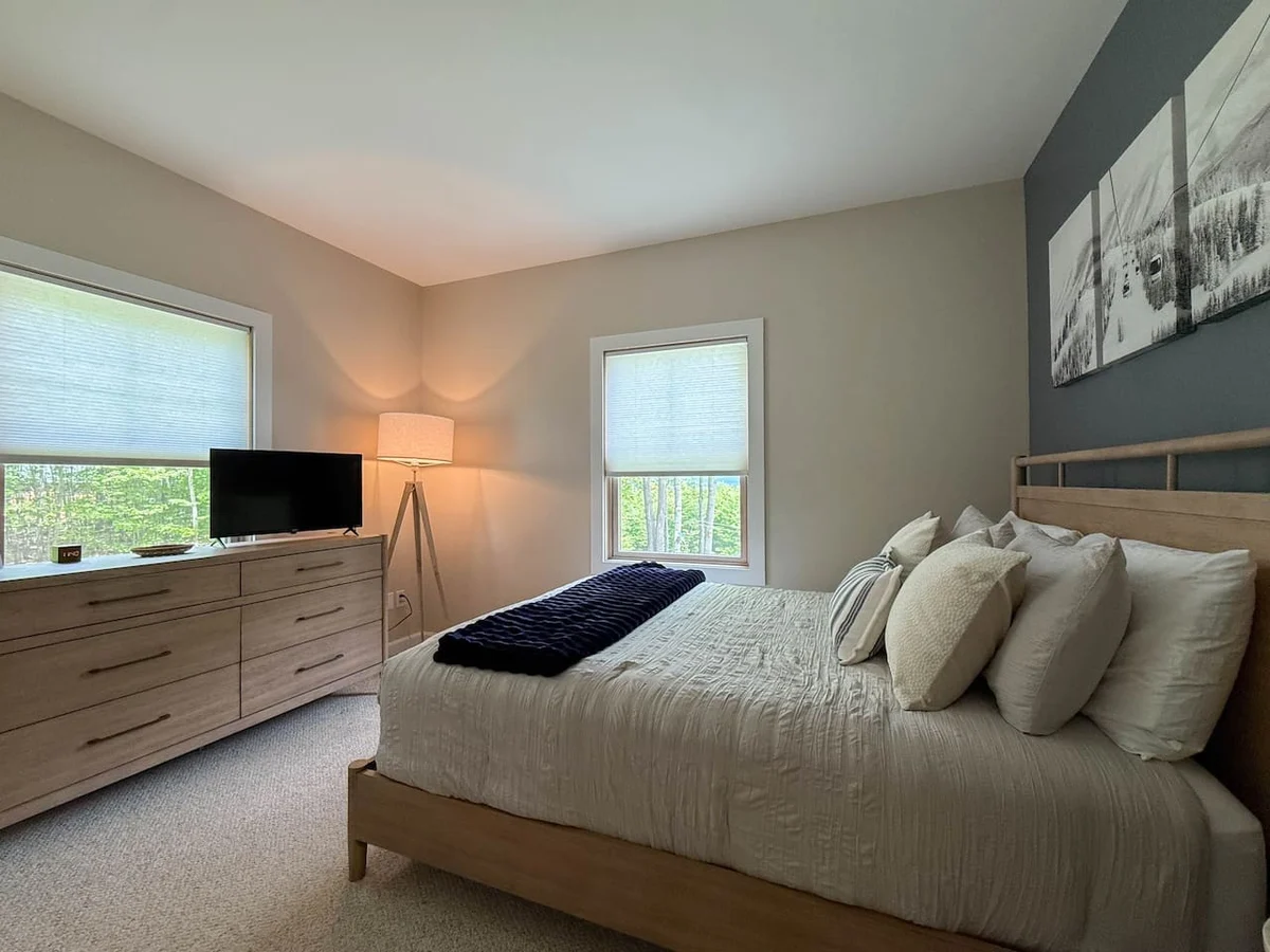Highpoint Hideaway | Incredible Views on 5 Acres #35