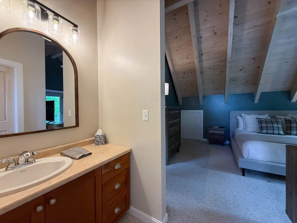 Highpoint Hideaway | Incredible Views on 5 Acres #45