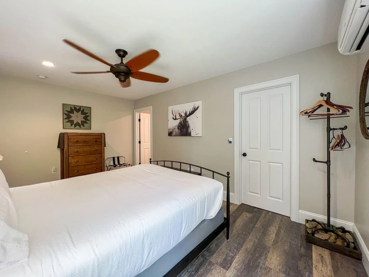 Luxe Mountain Home | River, Cranmore, Hot Tub #48