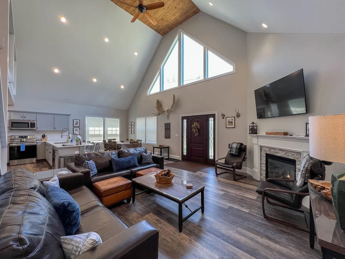 Luxe Mountain Home | River, Cranmore, Hot Tub #65