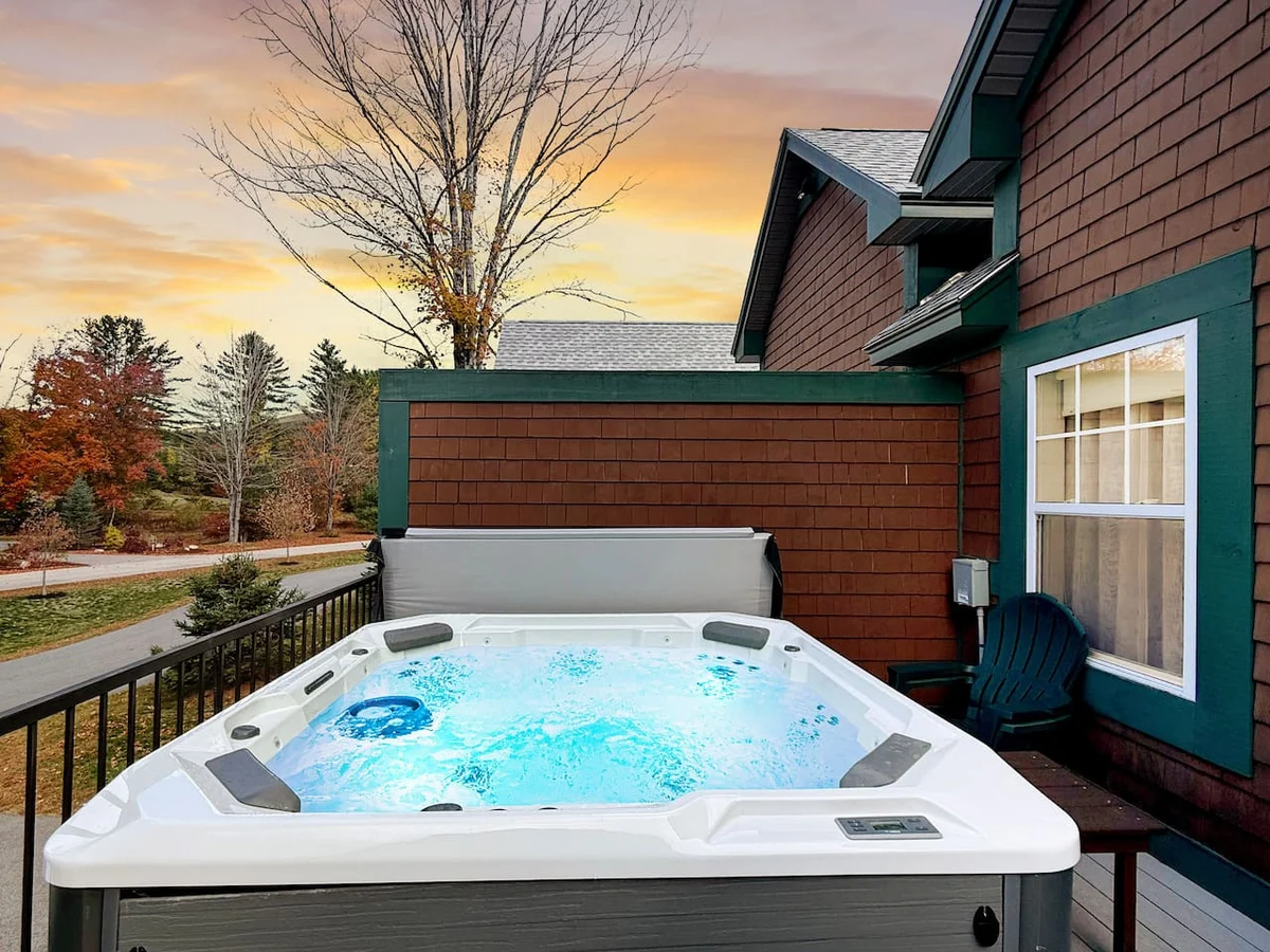 Luxe Mountain Home | River, Cranmore, Hot Tub #40