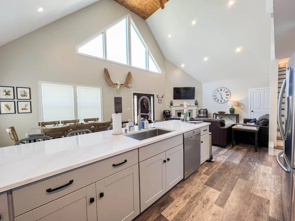 Luxe Mountain Home | River, Cranmore, Hot Tub #55