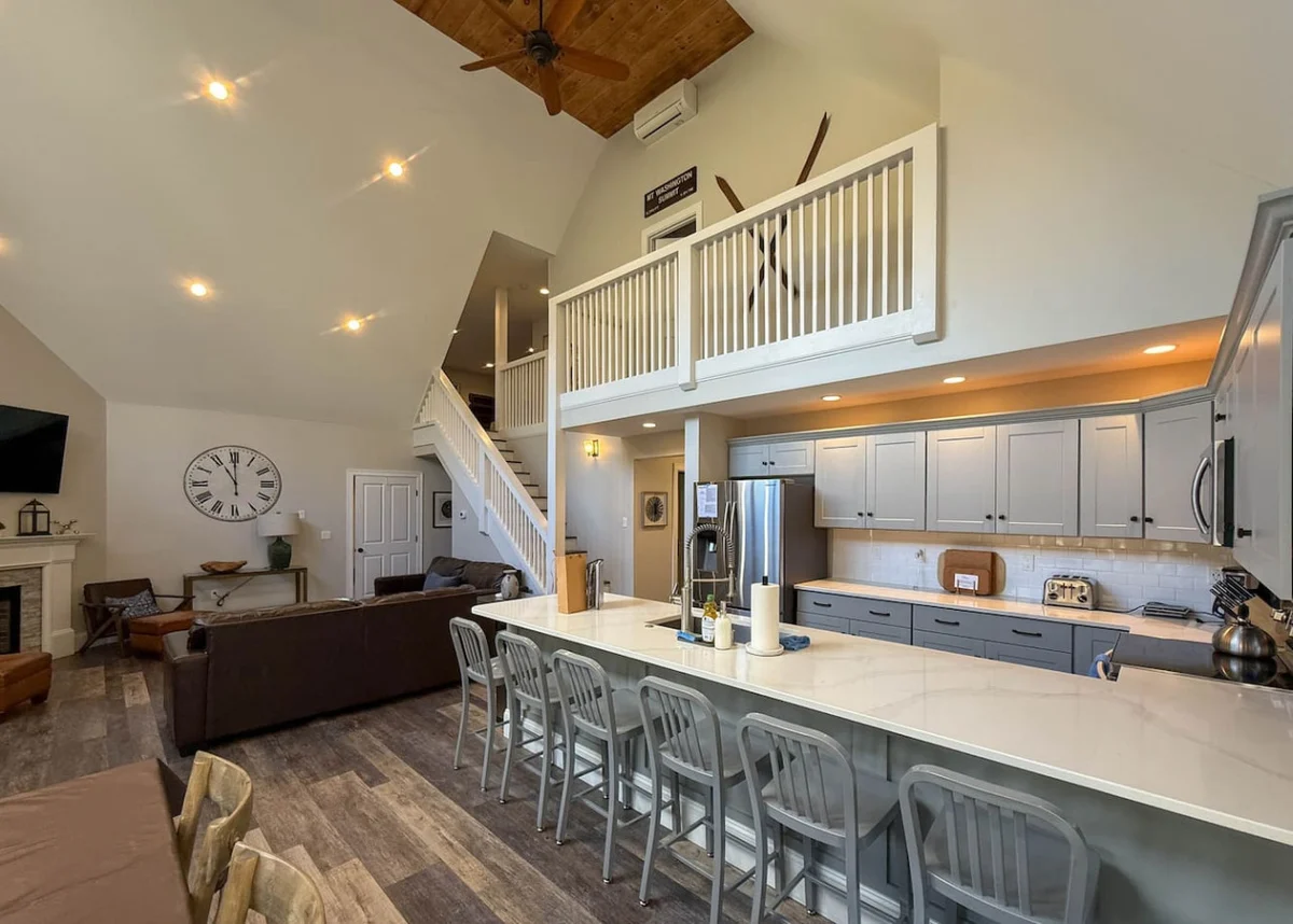 Luxe Mountain Home | River, Cranmore, Hot Tub #46