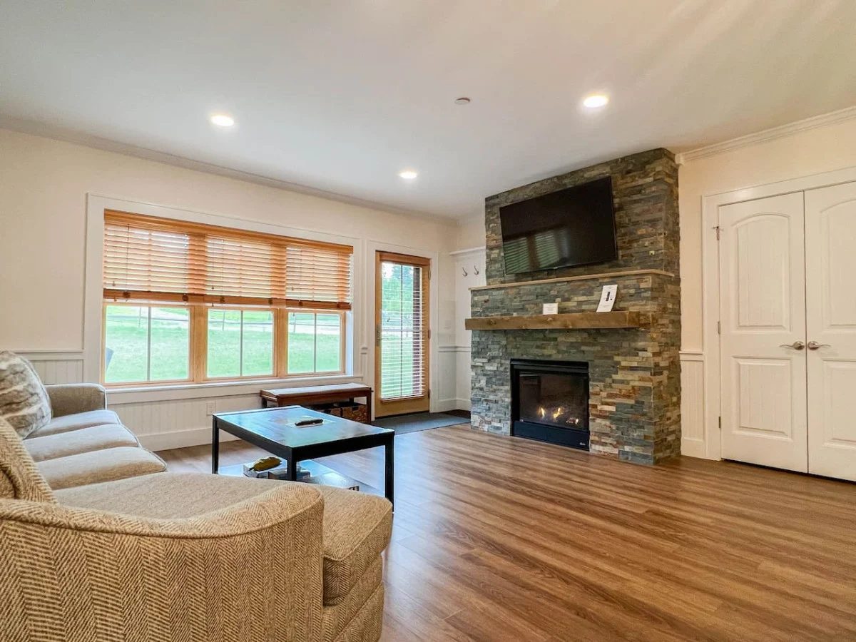 Luxe Ski In/Out | Pool, Hot tub, Hiking, N. Conway #49
