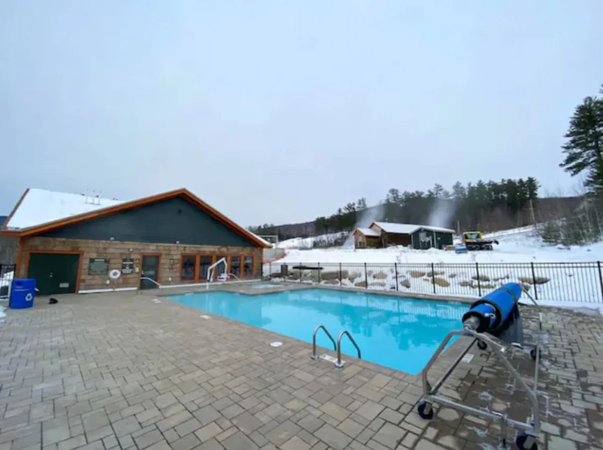 Luxe Ski In/Out | Pool, Hot tub, Hiking, N. Conway #31