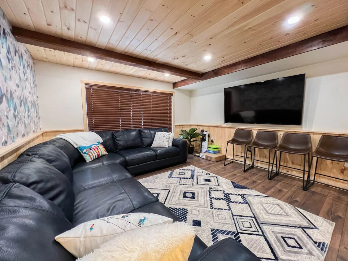 Luxury Attitash Mountainside Home, Rivers + Mtns! #3