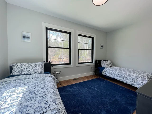 Bedroom 3 image 1