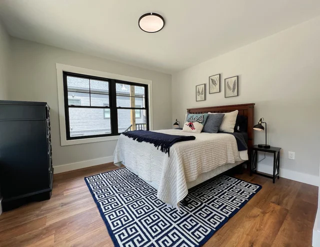 Bedroom 1 image 1