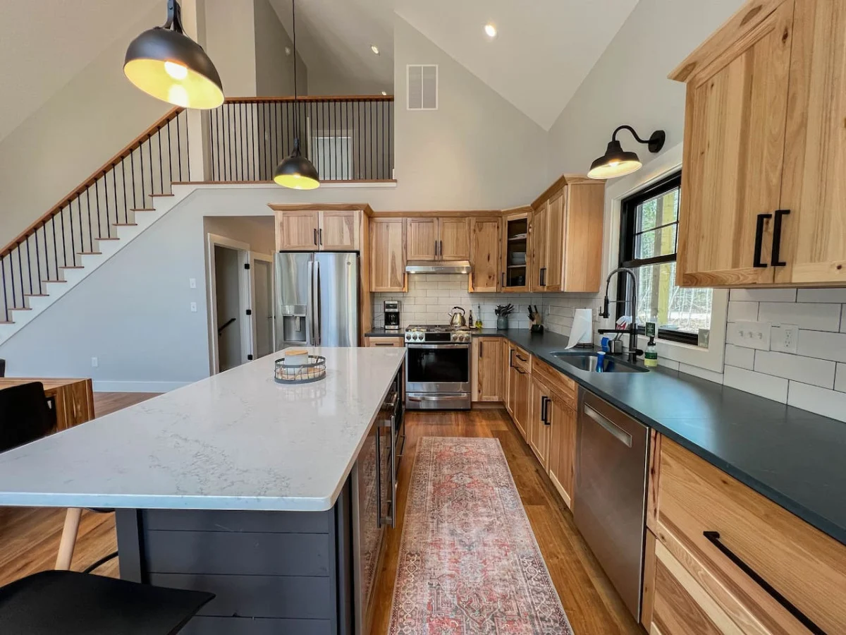New Luxe 4BR/3BA Home in the Heart of the Valley! #6