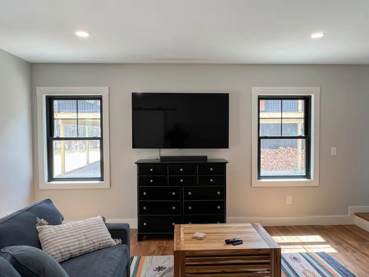 New Luxe 4BR/3BA Home in the Heart of the Valley! #19