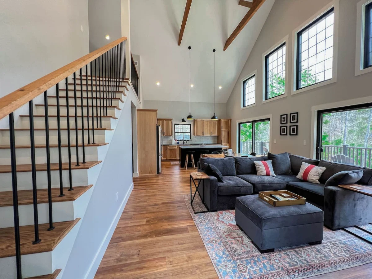 New Luxe 4BR/3BA Home in the Heart of the Valley! #35