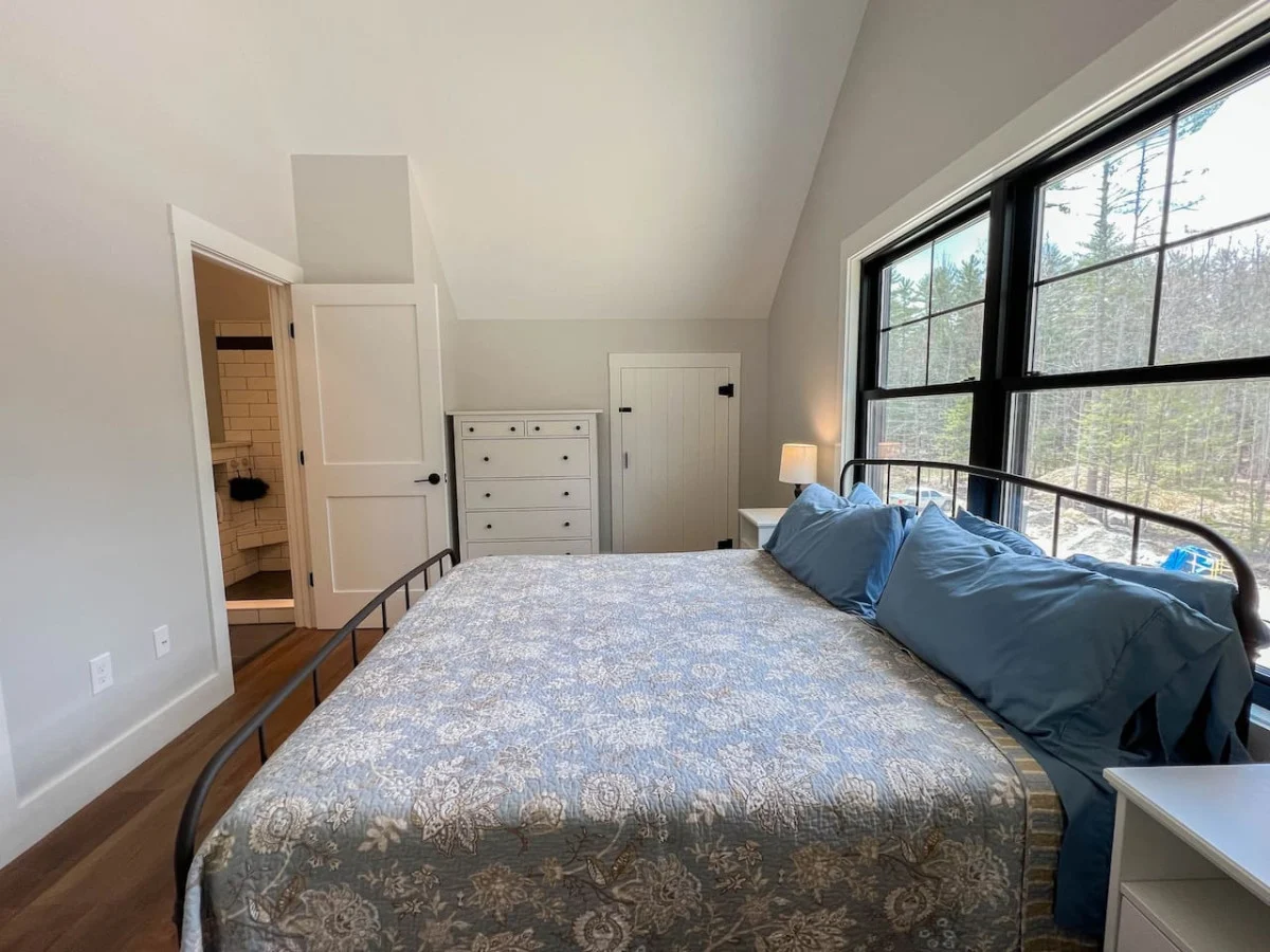 New Luxe 4BR/3BA Home in the Heart of the Valley! #25