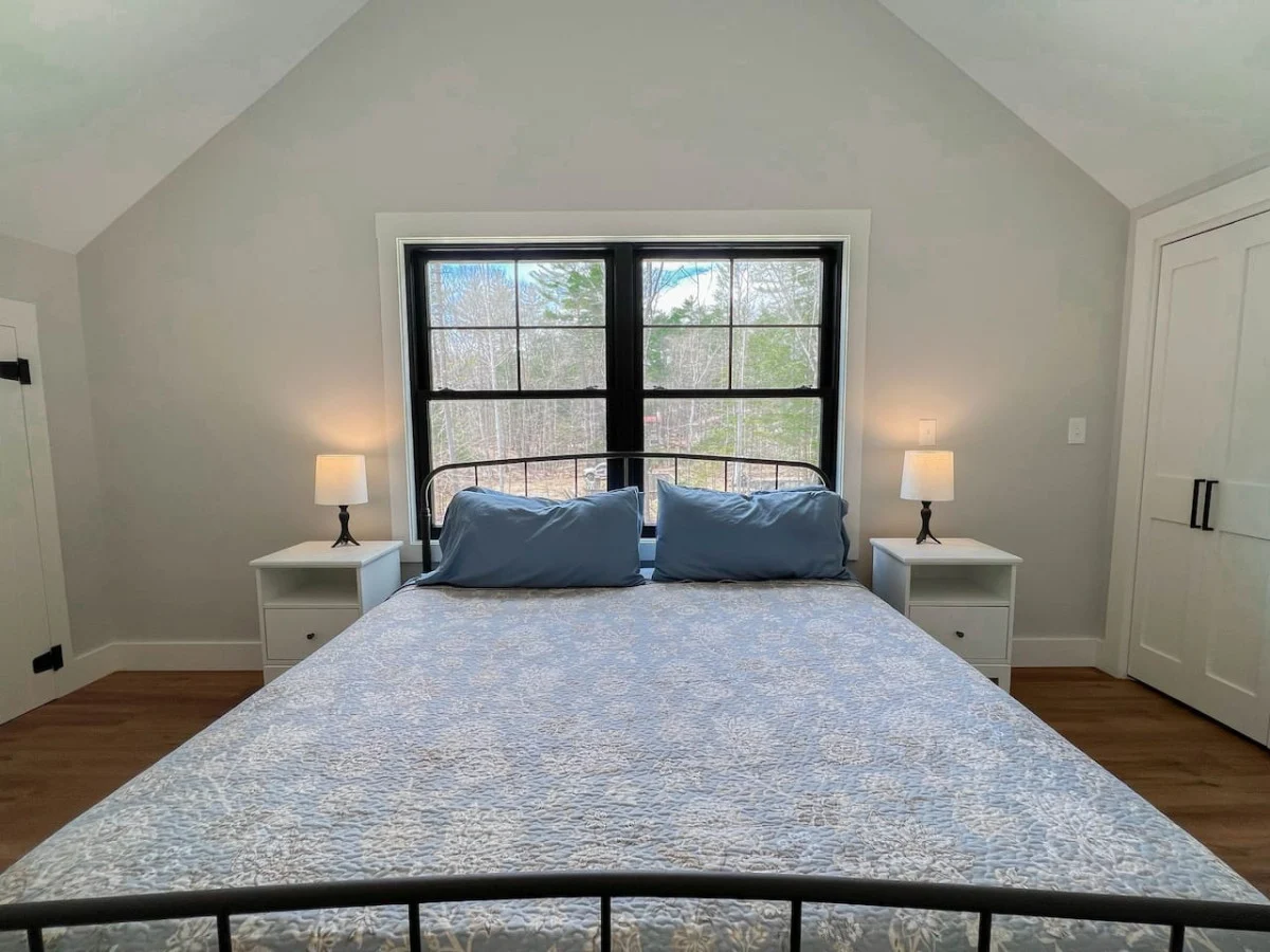 New Luxe 4BR/3BA Home in the Heart of the Valley! #48