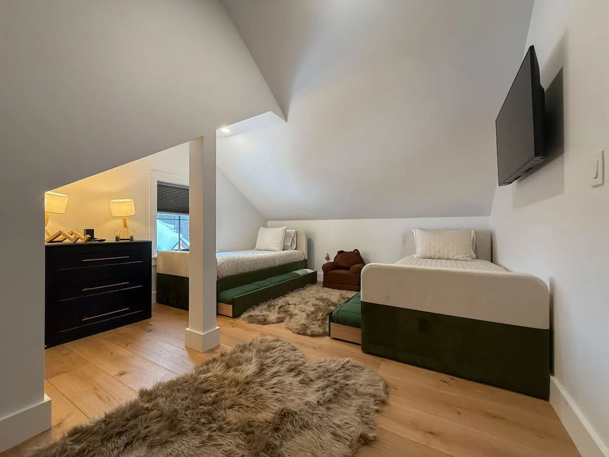 Nordfjell | Upscale 5 Bedroom, Hot Tub, Views #22