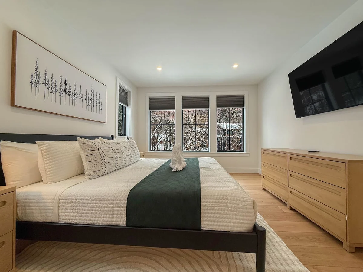 Nordfjell | Upscale 5 Bedroom, Hot Tub, Views #25