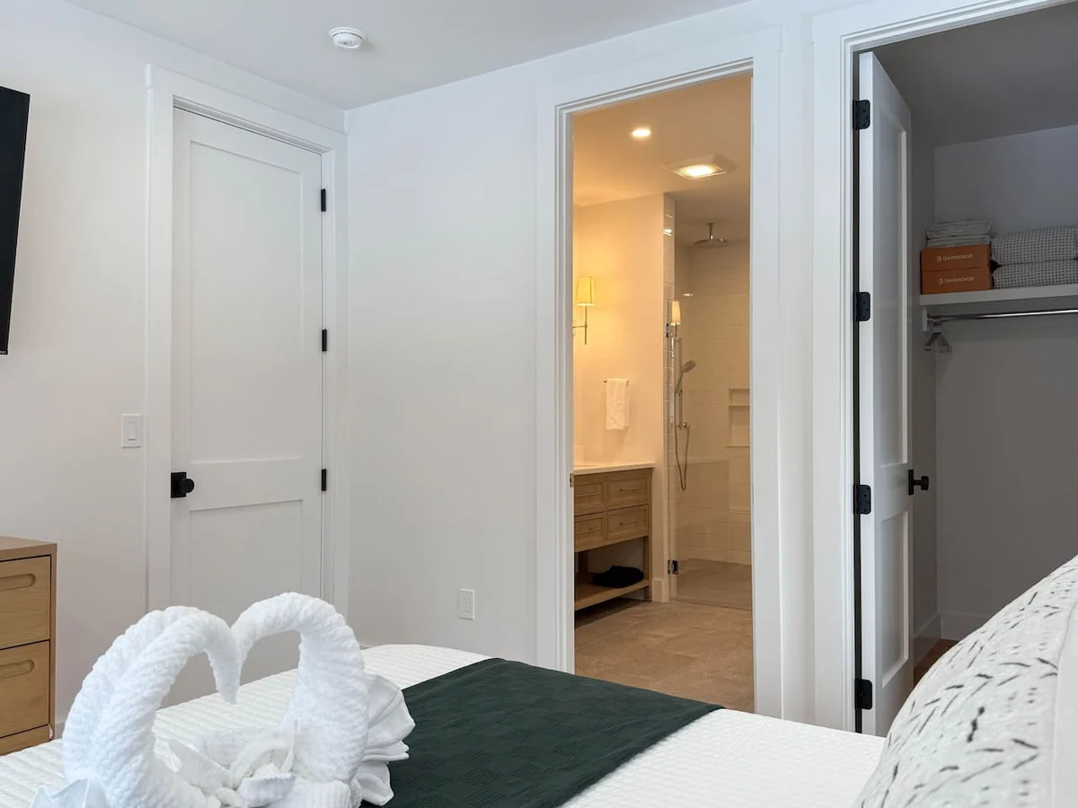 Nordfjell | Upscale 5 Bedroom, Hot Tub, Views #44