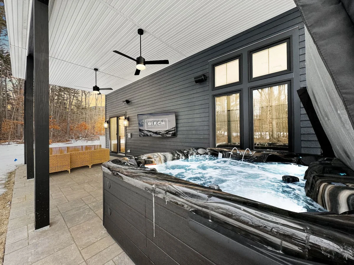 Northern Luxe | Brand New, Views, Hot tub, Games #39