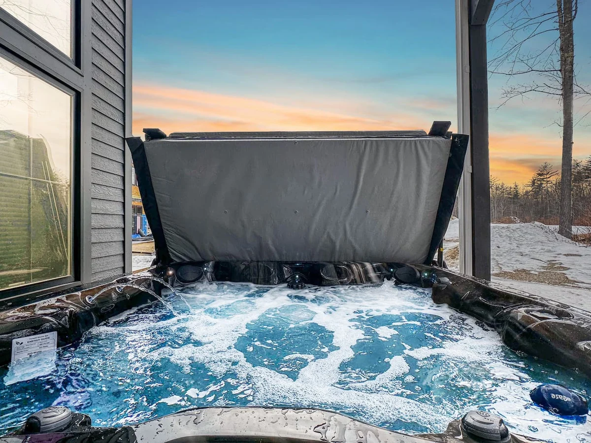 Northern Luxe | Brand New, Views, Hot tub, Games #35