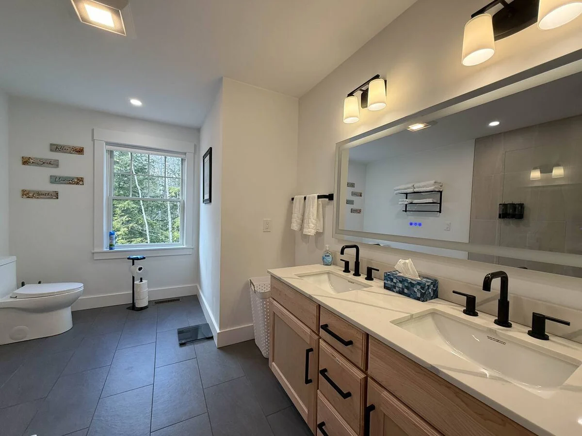 Northview Chalet | Brand New, Hot Tub, Spacious #58