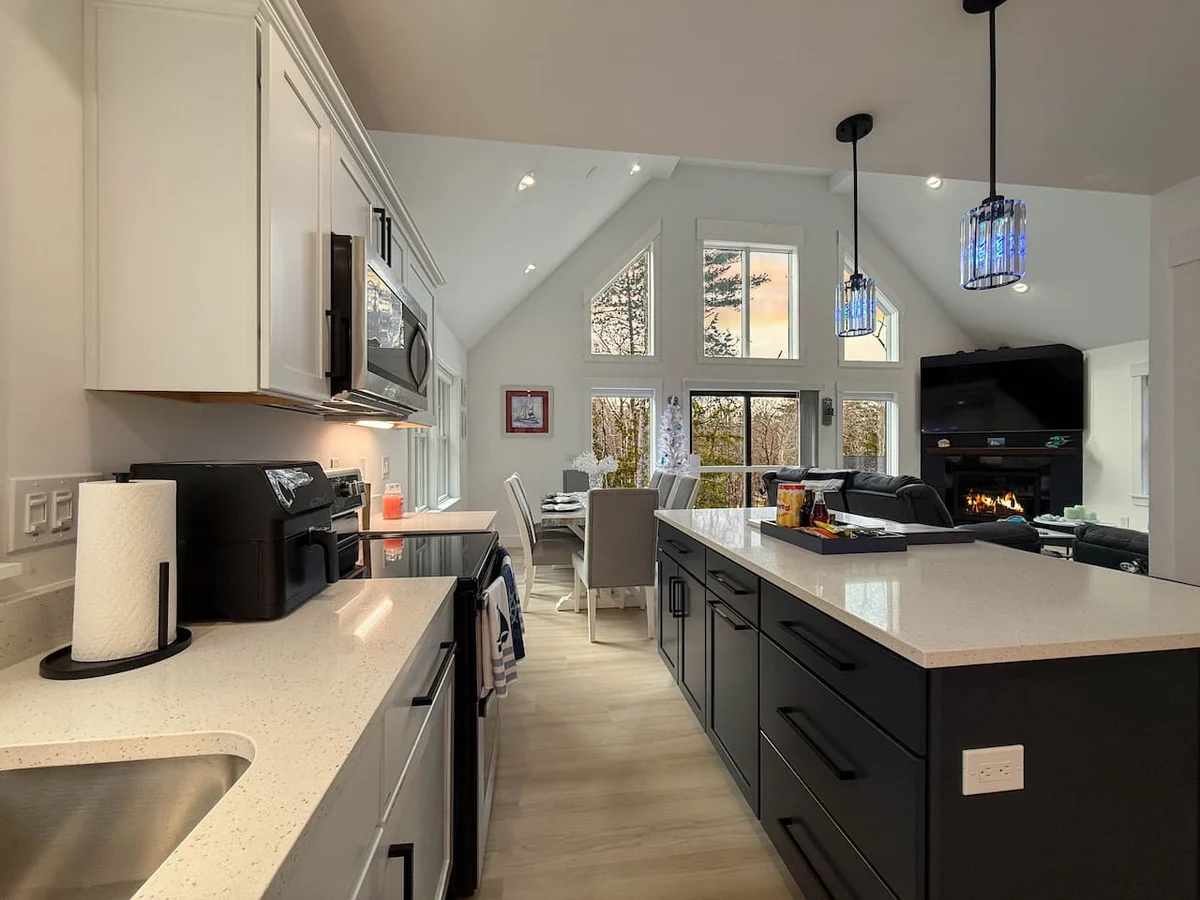Northview Chalet | Brand New, Hot Tub, Spacious #22