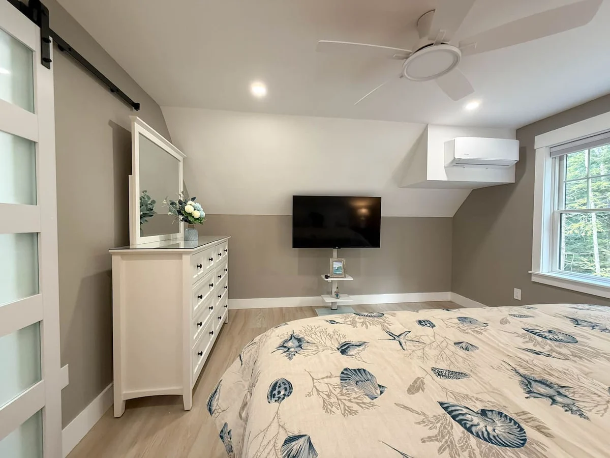 Northview Chalet | Brand New, Hot Tub, Spacious #25