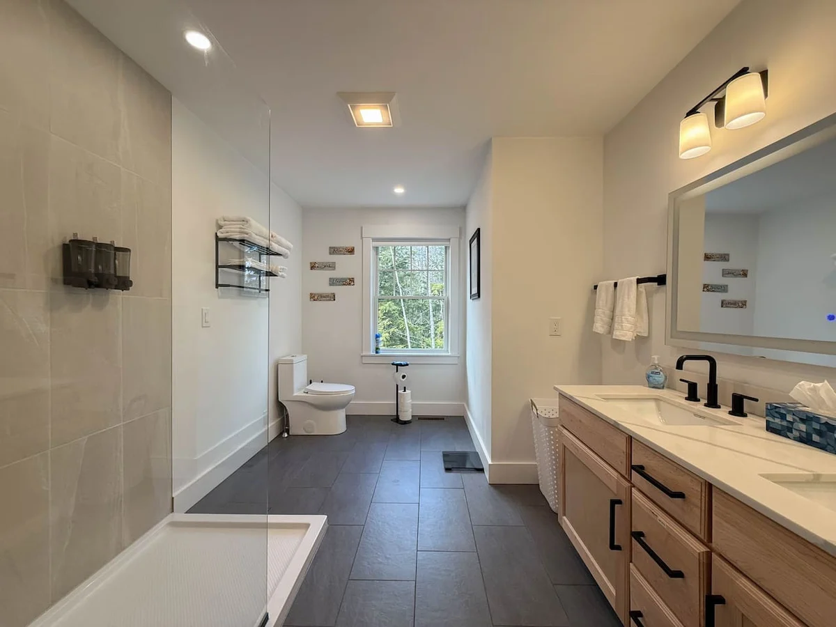 Northview Chalet | Brand New, Hot Tub, Spacious #27
