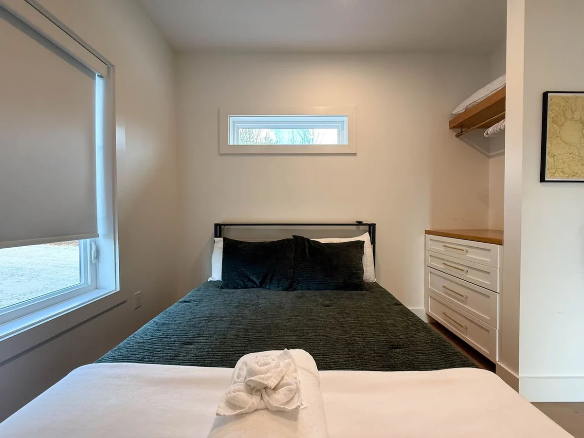 Peaks & Pines | 5 Min to Ski Resort, HotTub, Views #7