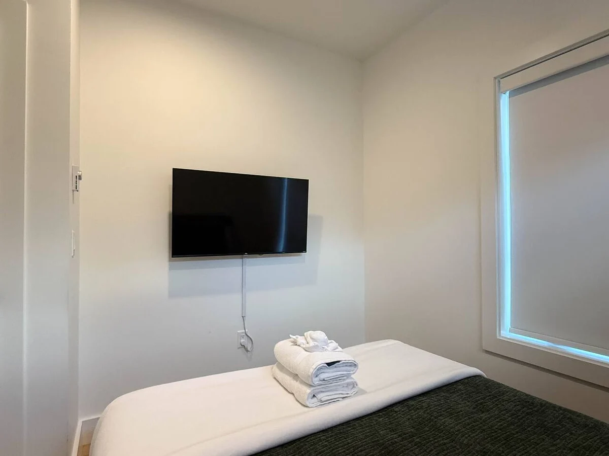 Peaks & Pines | 5 Min to Ski Resort, HotTub, Views #17