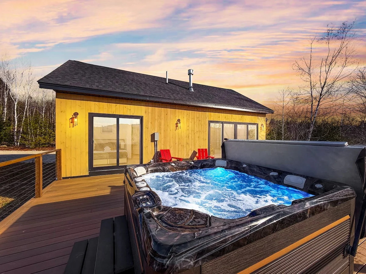 Peaks & Pines | 5 Min to Ski Resort, HotTub, Views #27