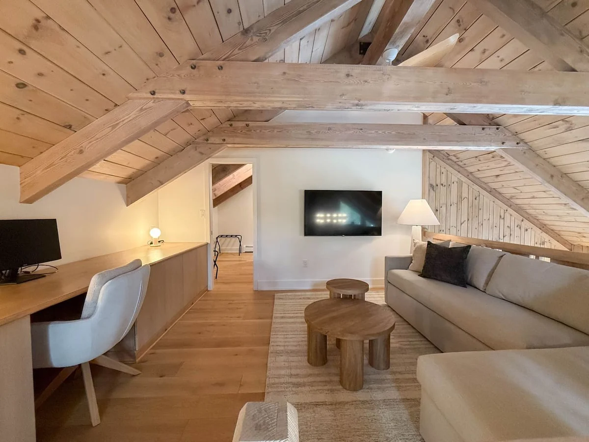 Pleasant Moose Hygge | Luxury Lakefront Retreat #11