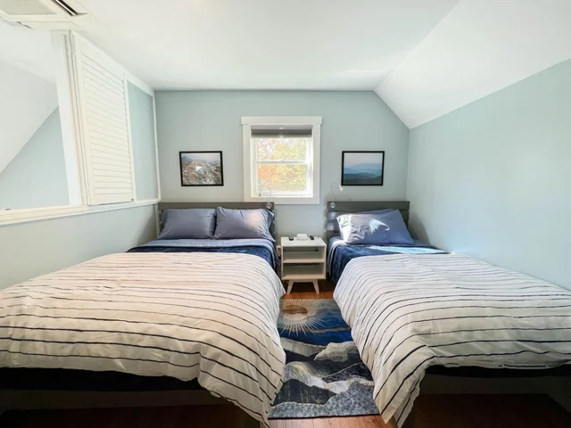 Bedroom 2 image 1