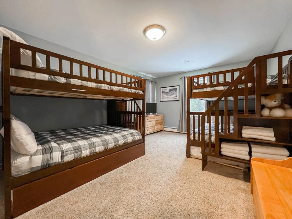 Riversbend | Private River Access, Pool, Hot Tub #118