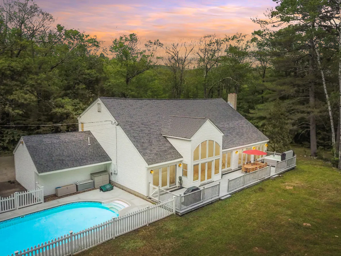 Riversbend | Private River Access, Pool, Hot Tub