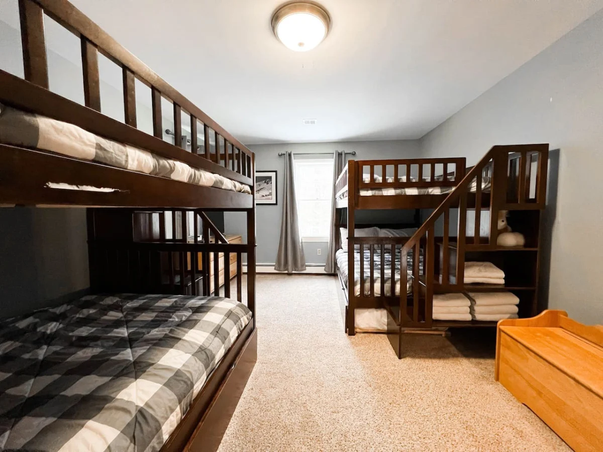 Riversbend | Private River Access, Pool, Hot Tub #129