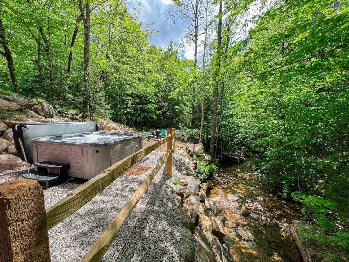 Spacious, Hot Tub, Game Room & Private Brook #25