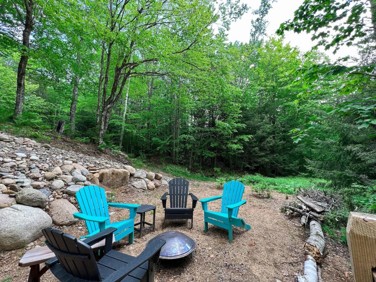 Spacious, Hot Tub, Game Room & Private Brook #41