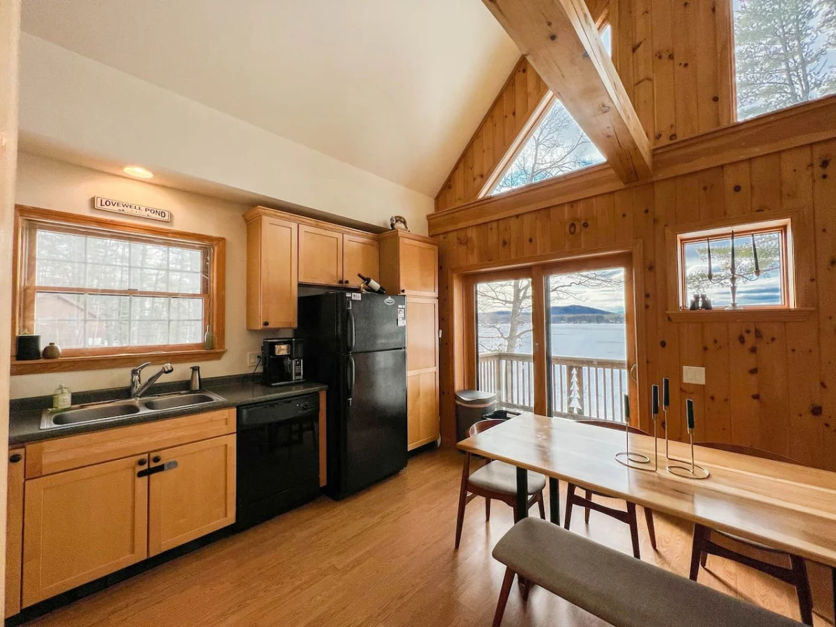 The Bellemark | Lakefront Cabin + Incredible Views #8