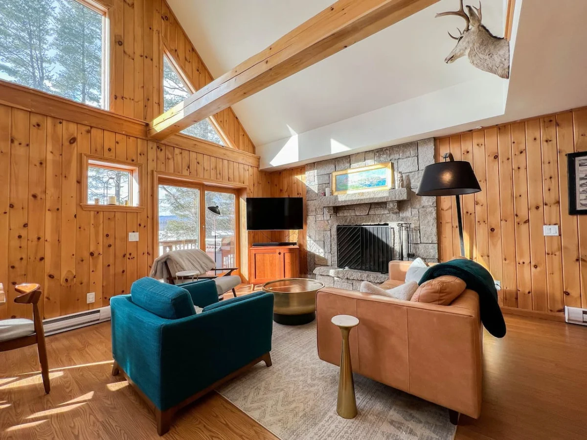 The Bellemark | Lakefront Cabin + Incredible Views #31