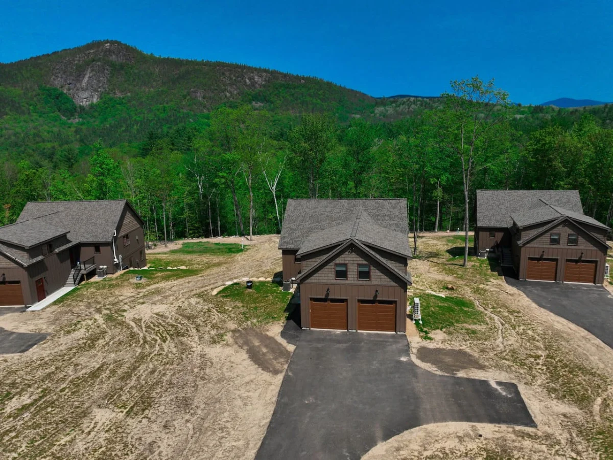 The Ledgeview Lodge | Brand New, Hot tub, Views #73